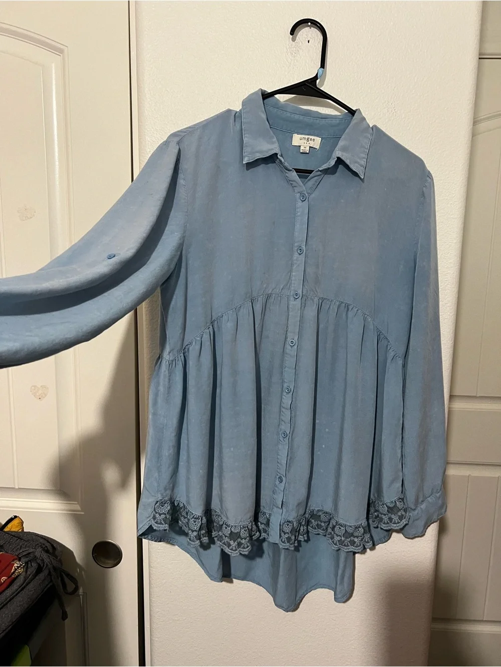 Umgee Dusty Blue Button-Front Baby doll Peplum Tunic with Lace Hem - Picture 10 of 16